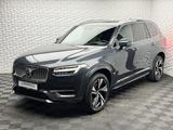Volvo XC90 B5PLUS 7-SITZE/AWD/PANO/H&K/ACC/360°/AHK/CA - Volvo XC90 7-Sitzer