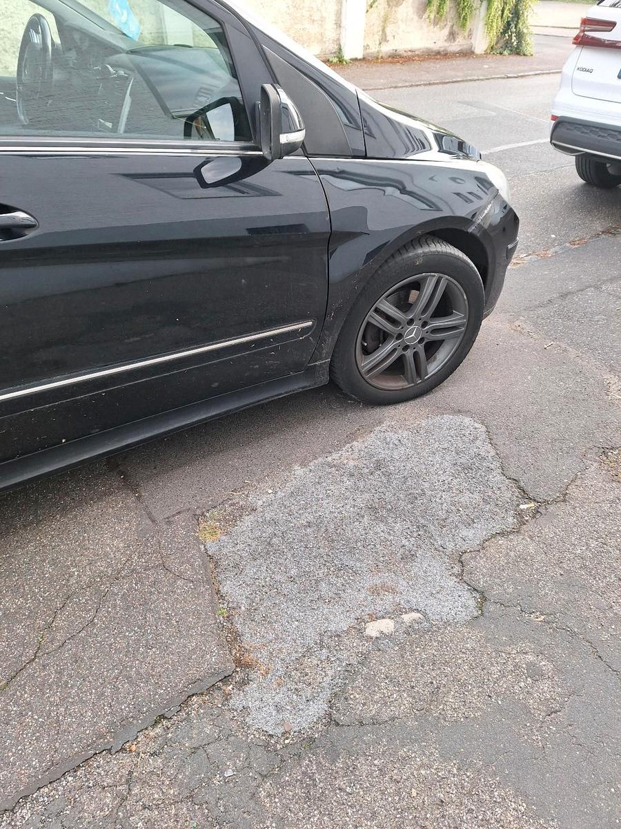 Mercedes-Benz B 200