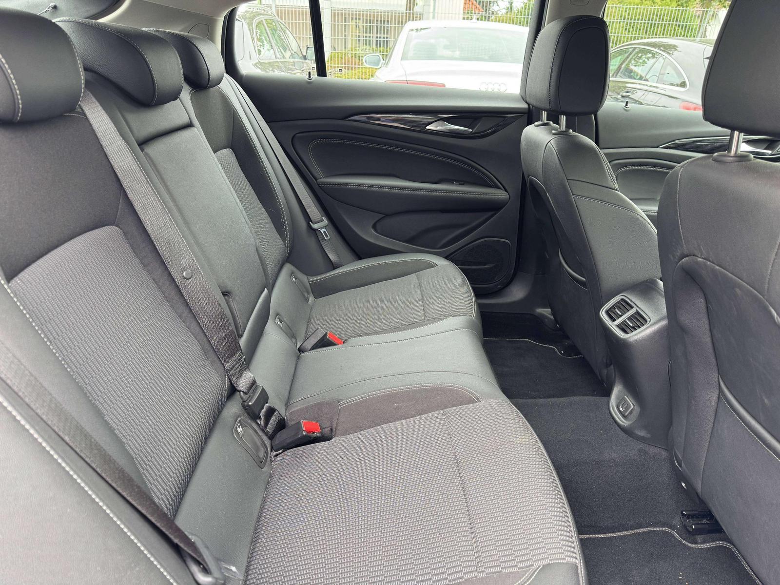 Opel Insignia Innovation 1.5 TURBO AUTOAMTIK*NAVI*LED