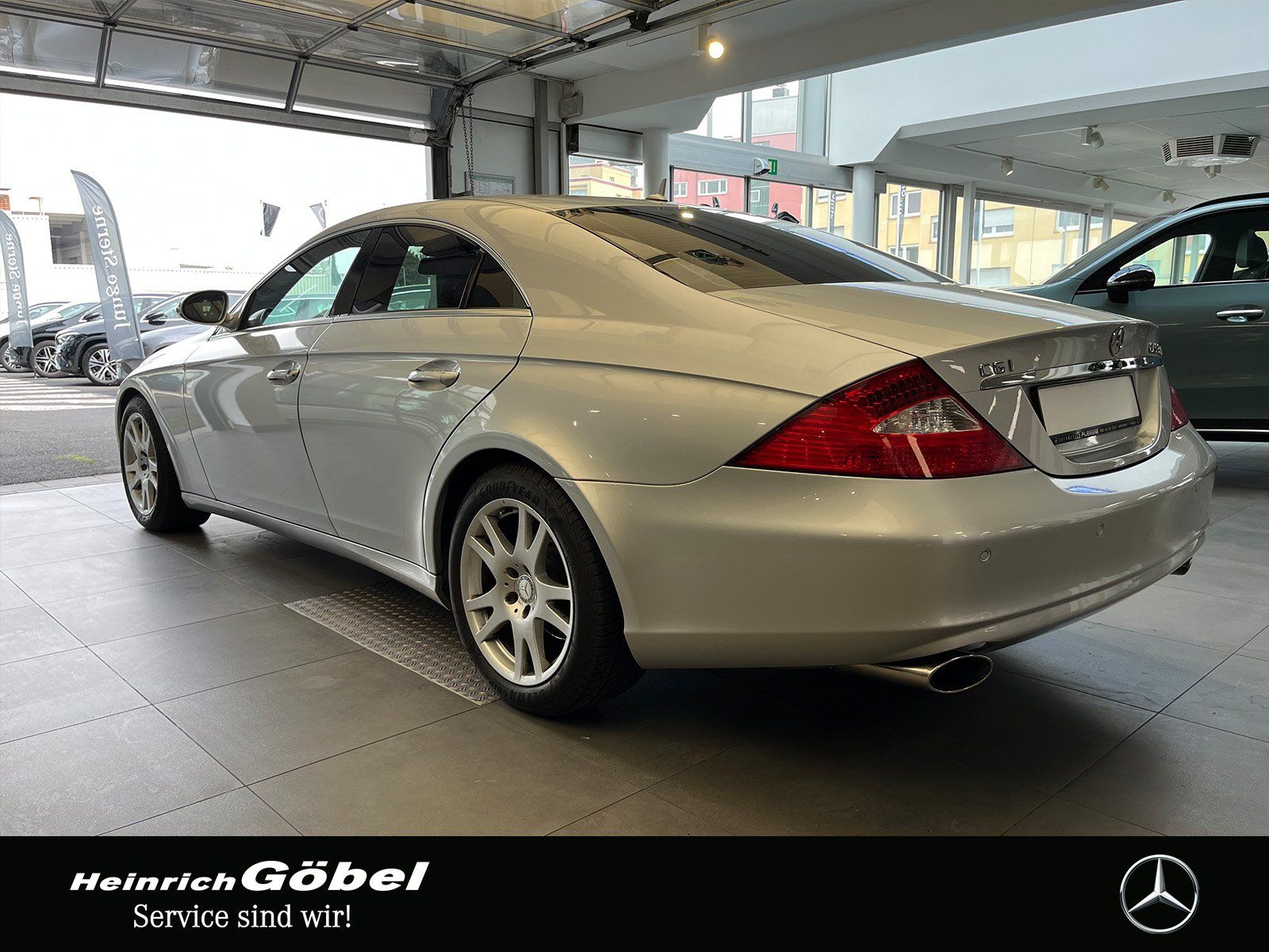 Fahrzeugabbildung Mercedes-Benz CLS 350 CGI MEMORY+COMAND+SHD+SITZKLIMA+BI-XENON