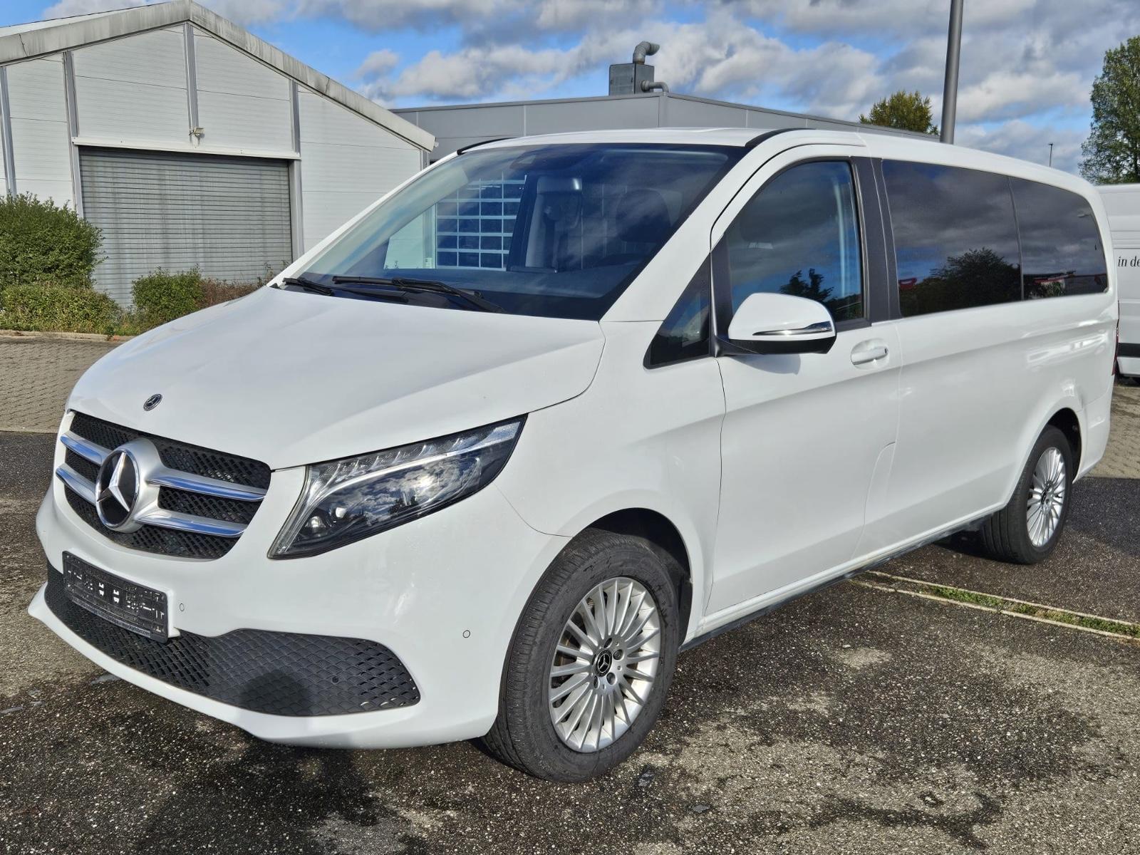 Mercedes-Benz V 220