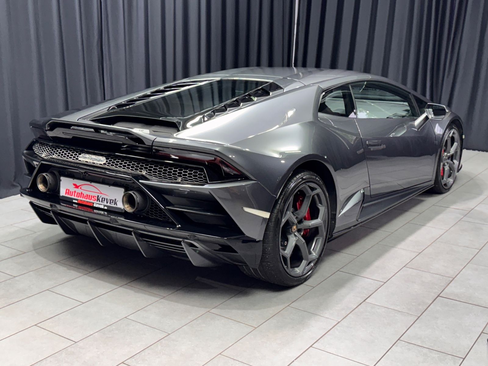 Fahrzeugabbildung Lamborghini Huracan EVO LP640|LIFT|SENSONUM|KAMERA|AD PERSON