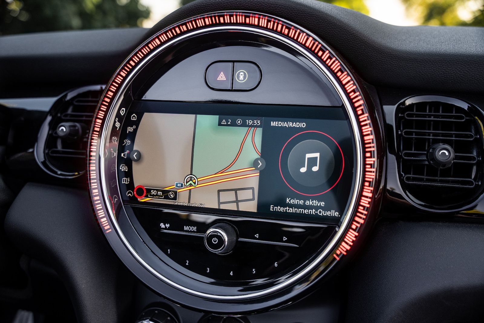 Fahrzeugabbildung MINI John Cooper Works Cabrio FACELIFT/AERO-PACK/LED