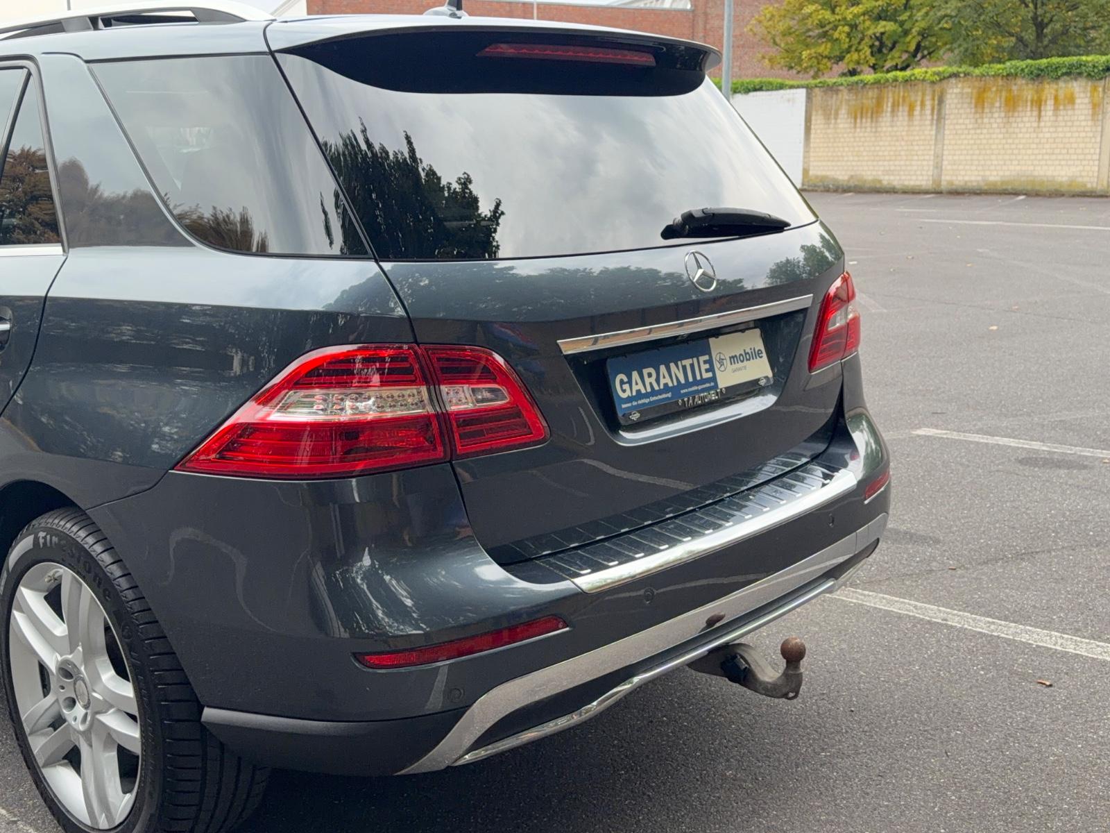 Mercedes-Benz ML 350 CDI BlueTec 4Matic*Panorama*20Zoll*Top*