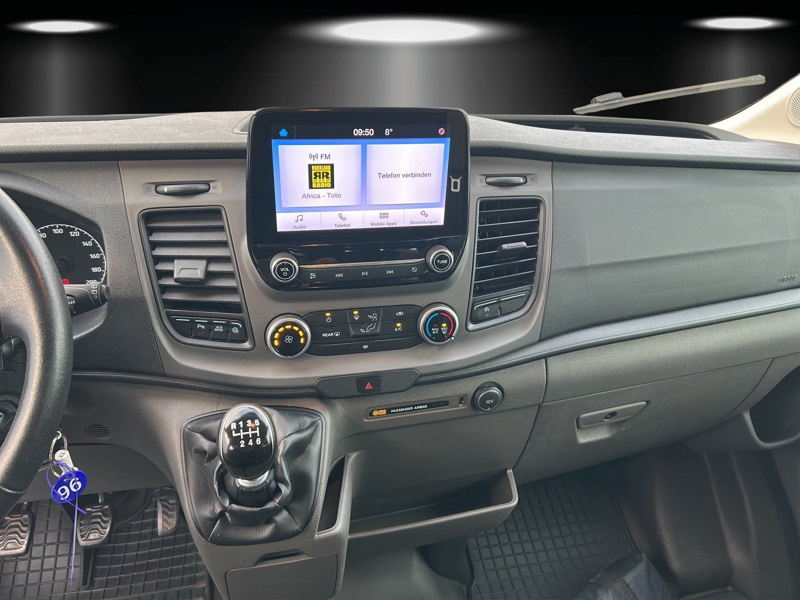 Fahrzeugabbildung Ford Transit 350 L2H2 VA Trend