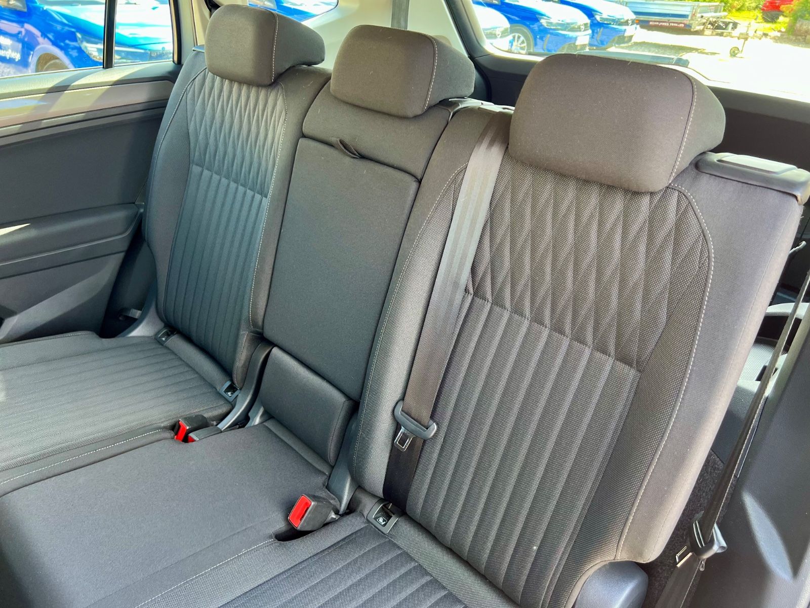 VW Tiguan Allspace Life 7-SITZE AAC NAVI GZJR