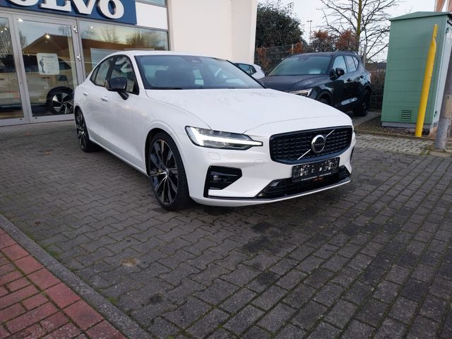 Volvo S60 B5 Ultimate Dark AWD „Standheizung”