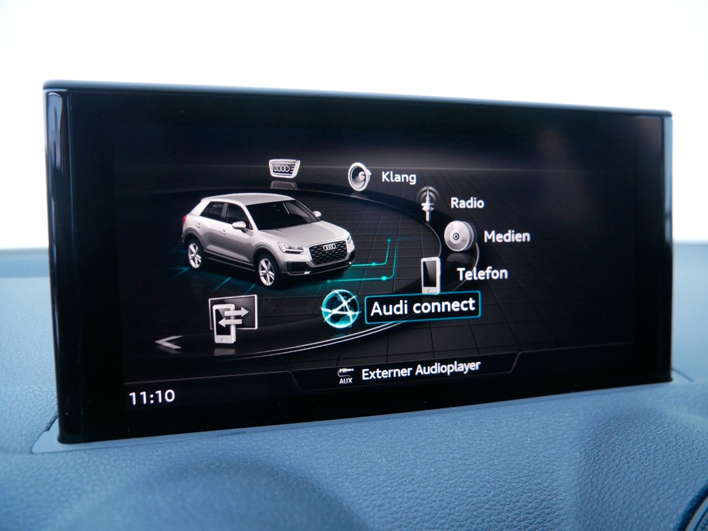 Fahrzeugabbildung Audi Q2 1.5 35 TFSI advanced DSG MATRIX Kamera ACC SH