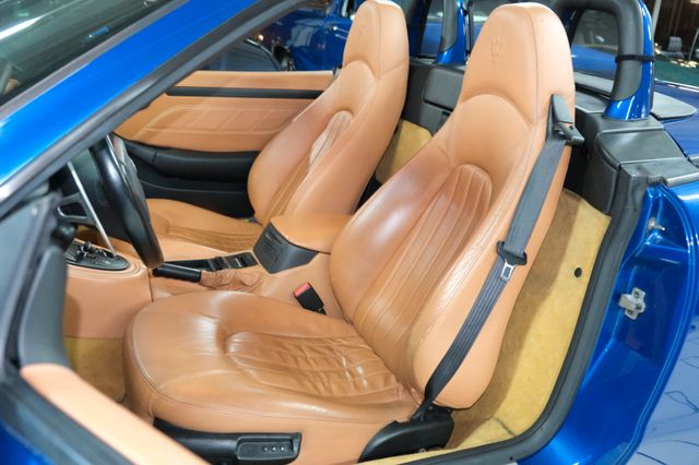 Fahrzeugabbildung Maserati Spyder Cambiocorsa/Tolle Farbgebung