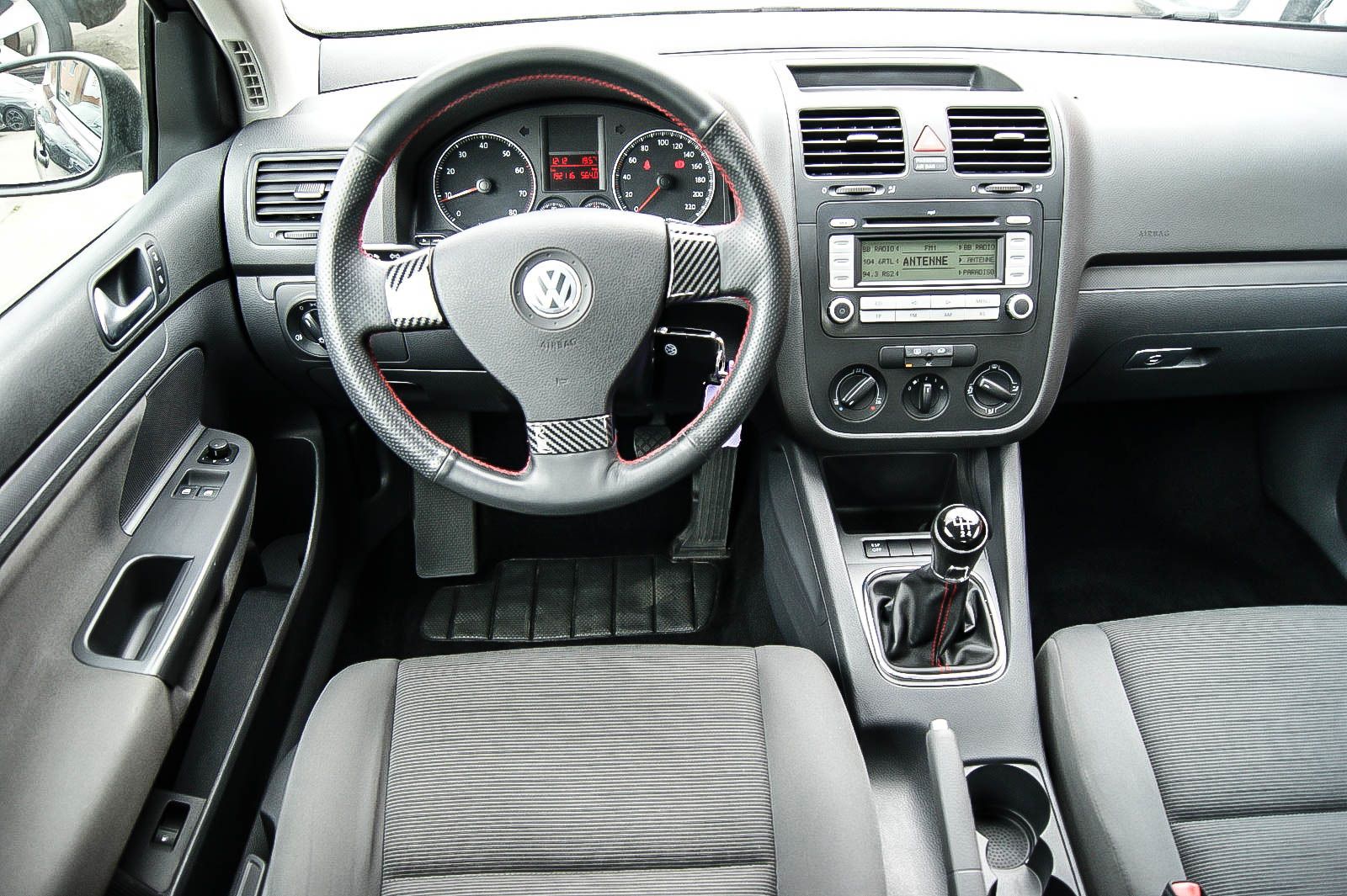 Fahrzeugabbildung Volkswagen Golf V 1.4 Trendline KLIMA ANHÄNGERKUPPLUNG PDC