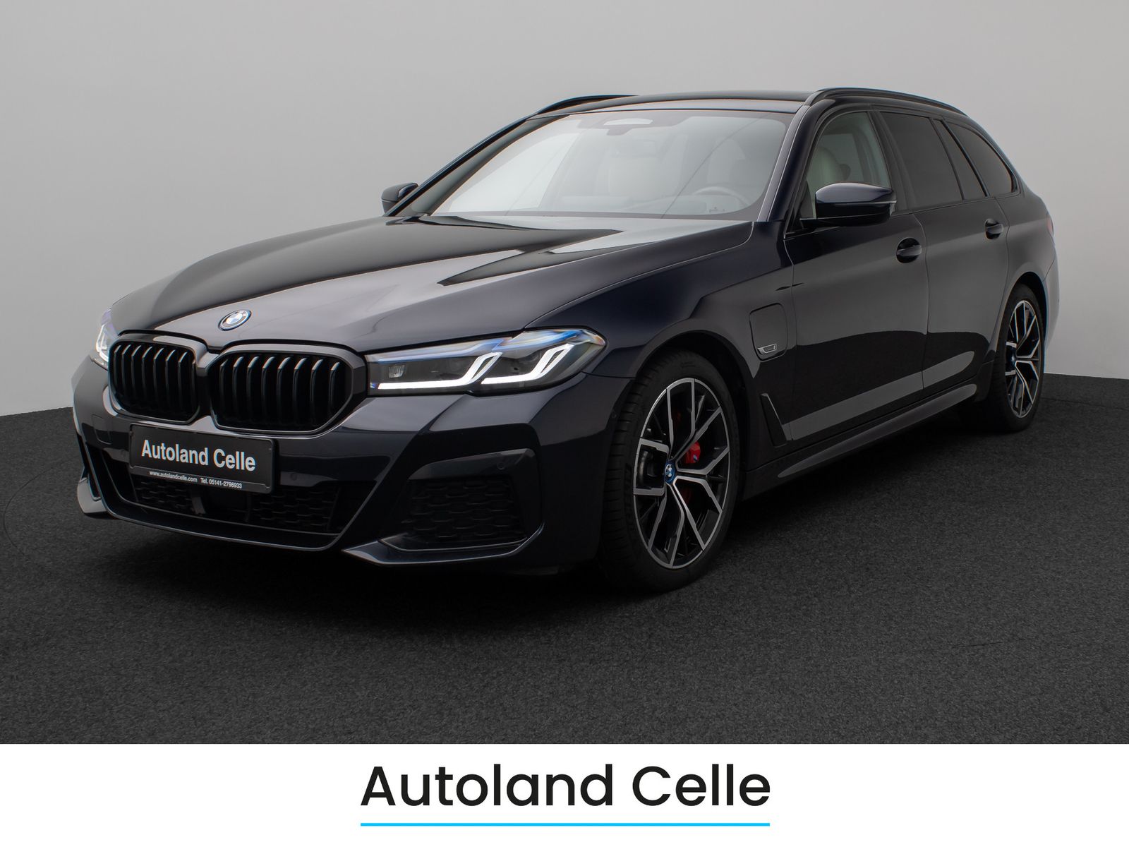 Fahrzeugabbildung BMW 530e xD M Sport Pro Panoram Kamera Laser HUD H/K