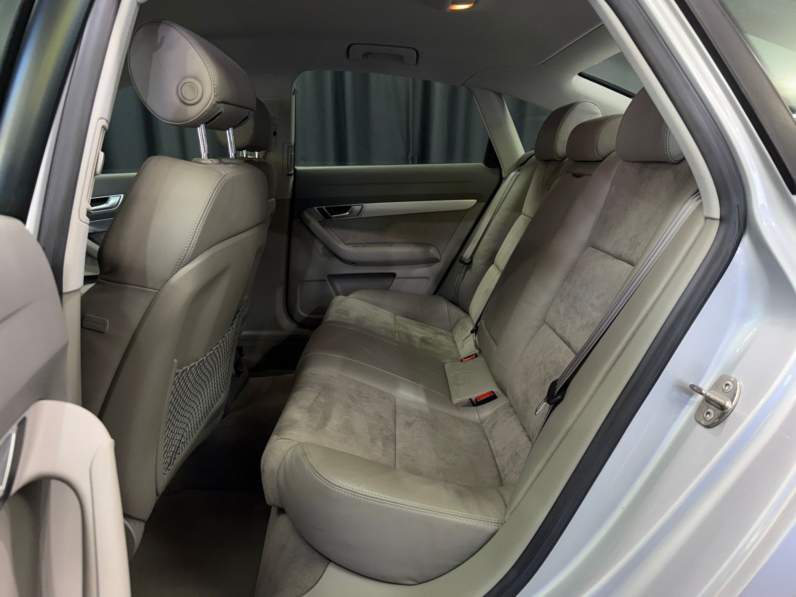 Fahrzeugabbildung Audi A6 Lim. 3.0 TDI quattro|D-FZG|U-FREI|PDC|TÜV Neu