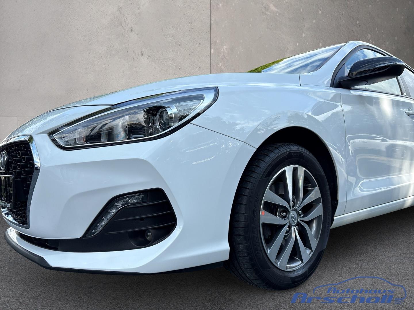 Hyundai i30 YES! EU6d-T T-GDI 1.4 Navi Apple CarPlay And