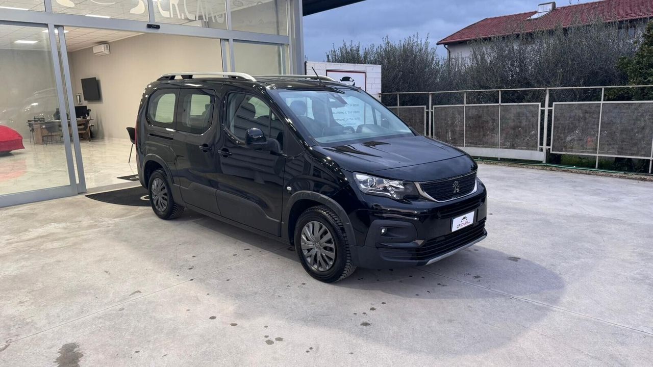 Peugeot Rifter BlueHDi 130 S&S PC Allure Standar imagem 2