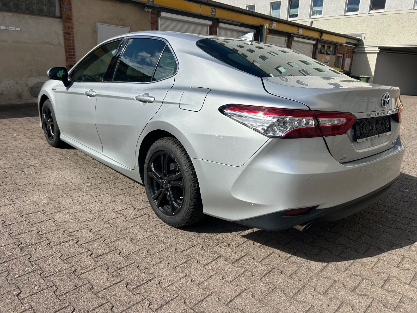 Toyota Camry Hybrid Executive imagem 3