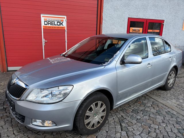 Skoda Octavia Lim. 1.6 MPI Ambiente*AHK*PDC*KLIMA*SHZ*