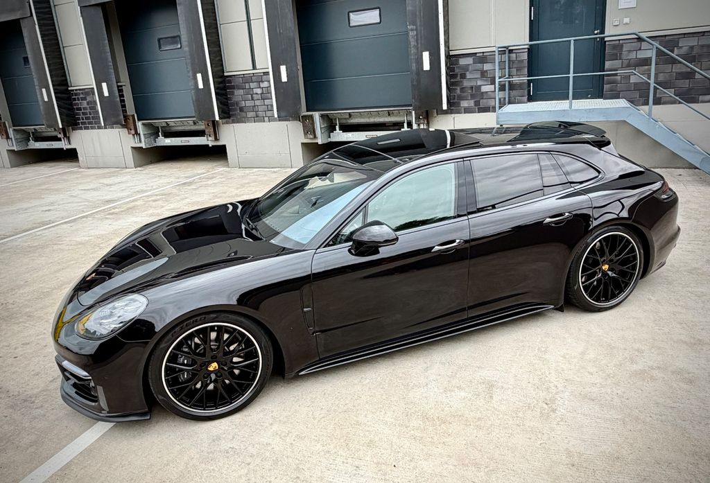 Image of Porsche Panamera