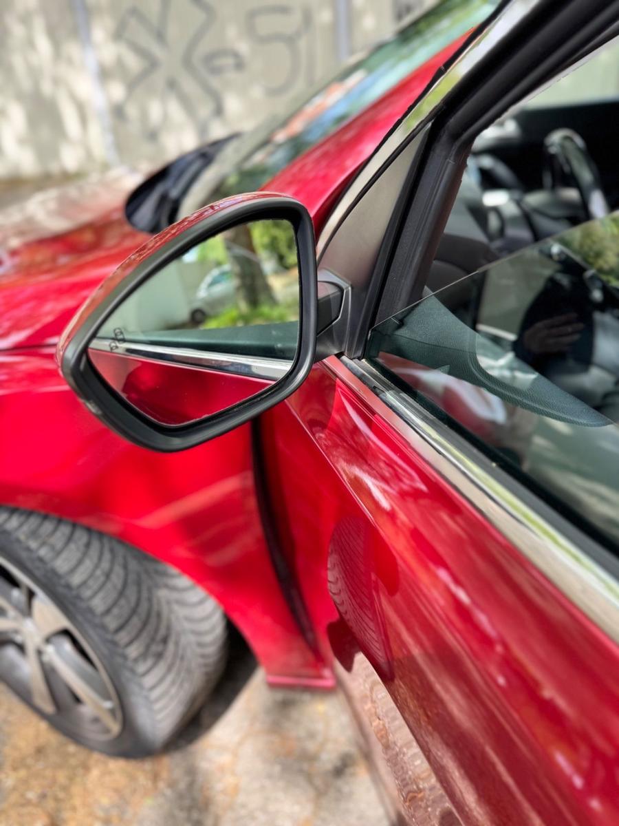 Peugeot 308 2015 — photo 14