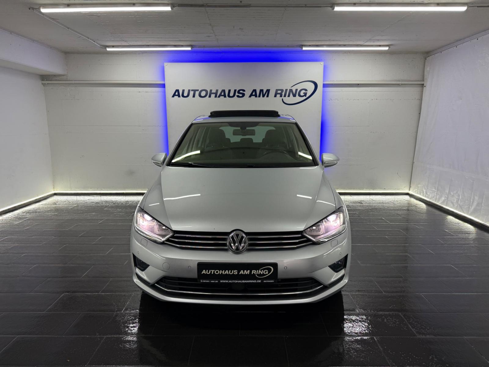 Volkswagen Golf Sportsvan Highline PANO NAV ACC XEN MASSAGE