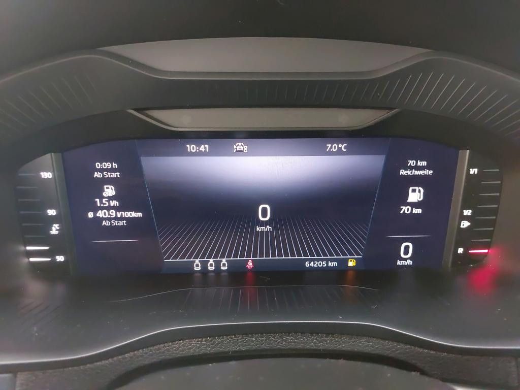 Fahrzeugabbildung SKODA Karoq 1.0 TSI Tour-LED-KAM-VIRTUAL-KESSY-4xSHZ-