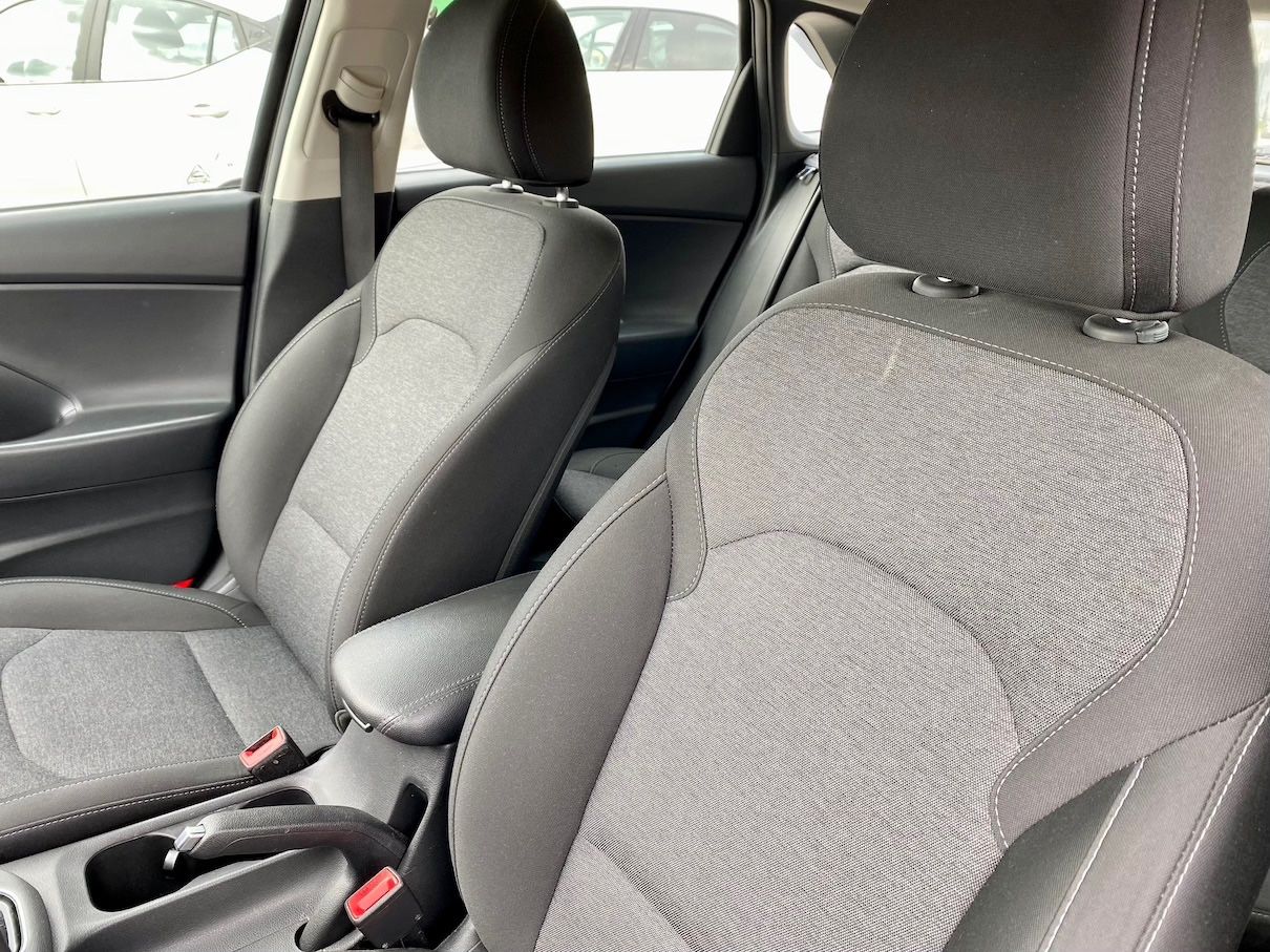 Fahrzeugabbildung Hyundai i30 1.0 DCT AAC SHZ ALLWETTER ALU