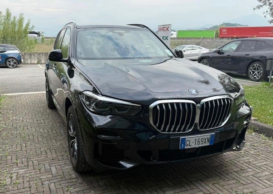 Image of BMW X5