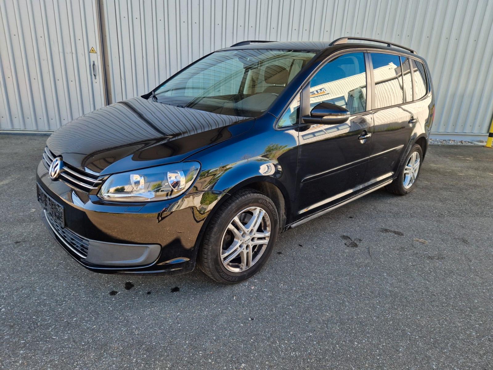 Volkswagen Touran Comfortline BMT 7 Sitze