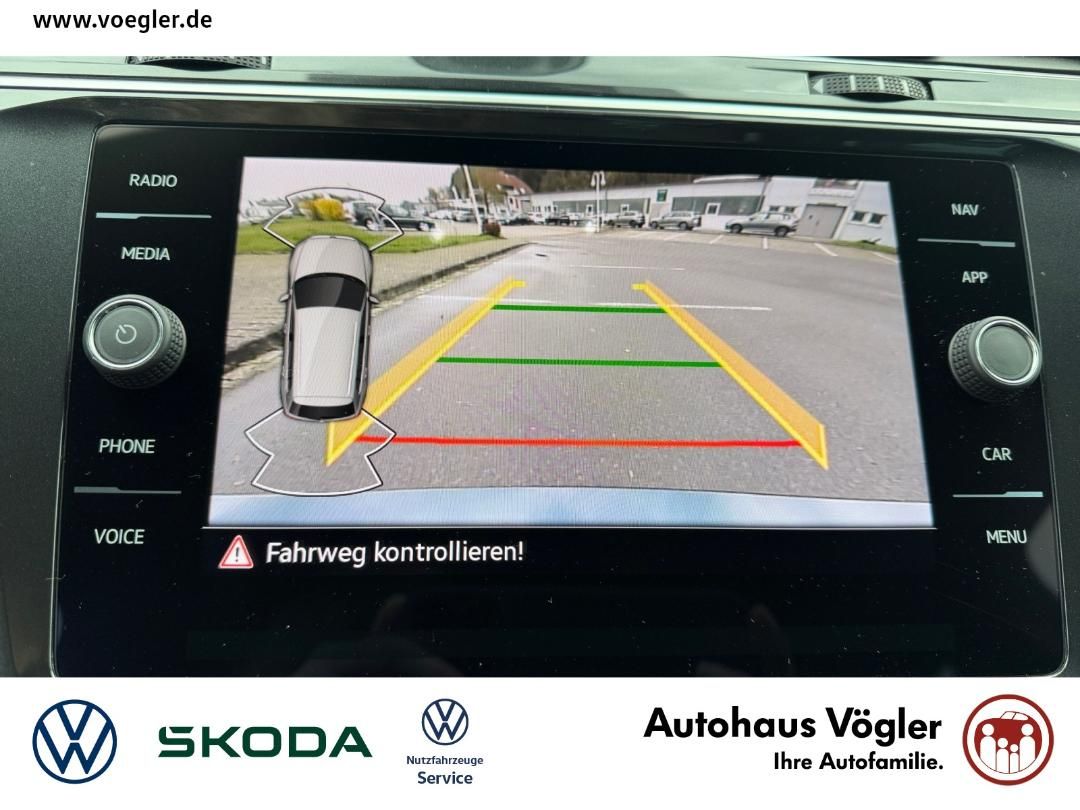 Tiguan 2,0 TDI MOVE --Fahrschule--Navi Kamera Ma
