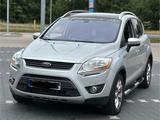 Ford Kuga 2.0 TDCi 4x4 Automatik - Ford Kuga aus 2011 mit Diesel-Antrieb: Geländewagen