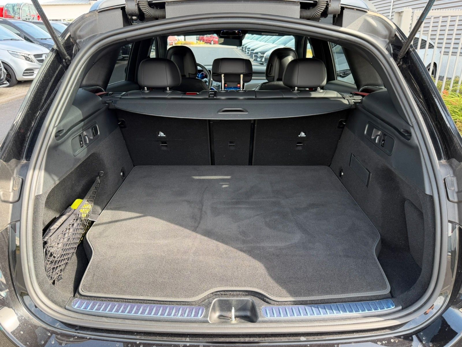 Fahrzeugabbildung Mercedes-Benz GLC 63 SE Drivers+Aero+Burm+Distr+360°+S-Klima