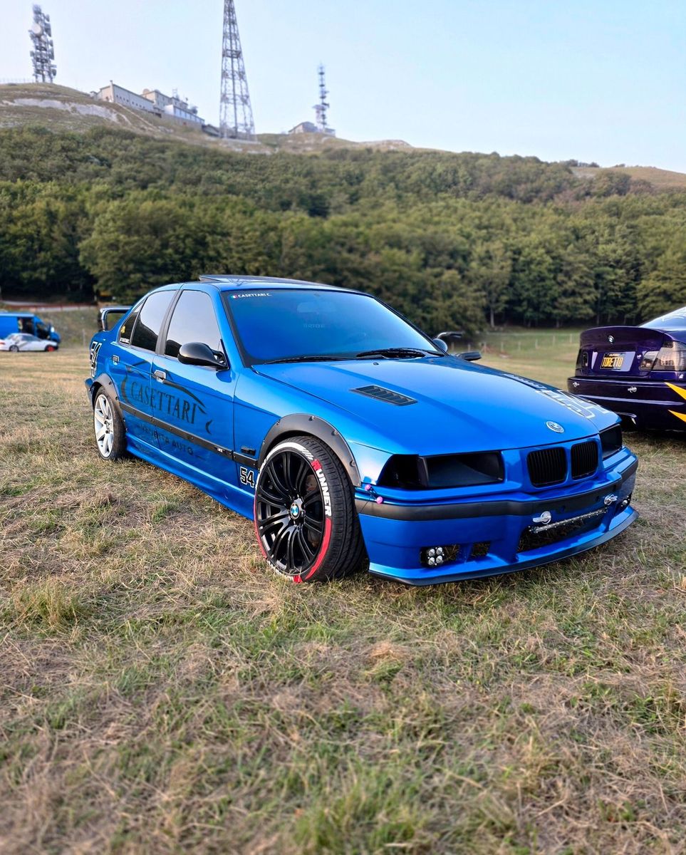 BMW 320 - 1