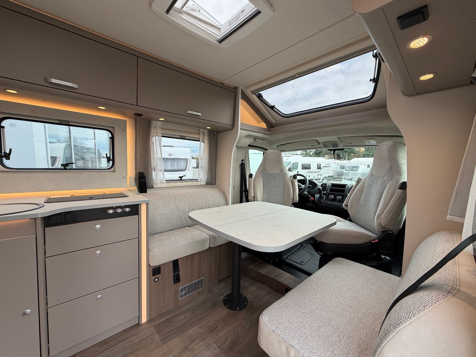 Fahrzeugabbildung Carado T-457 pro+   7.696€ SPAREN!