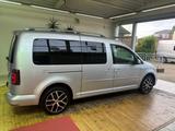 Volkswagen Caddy 2,0TDI 110kW BMT DSG Highline "Rollstuhl" - Volkswagen Caddy: Taxi