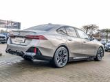 BMW 550e xDrive M Sport Pro HuD+Bowers/Willkins+Komf - BMW 550 mit Benzin-Antrieb: Limousine