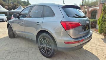 2010 AUDI Q5 照片 6