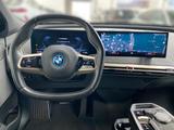 BMW iX xDrive40 Sportpaket HUD LC Prof. H/K DAB PA+ - BMW iX Gebrauchtwagen in München