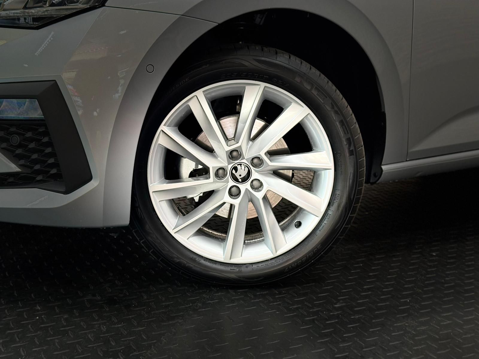 SKODA Scala 1.5TSI SELECTION MATRIX#ACC#SPUR#SHZ#LH#FH - Image 9