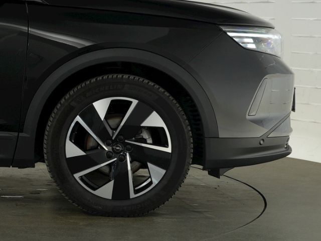 Grandland B GS HYBRID eDCT+LED MATRIX+NAVI+360 G