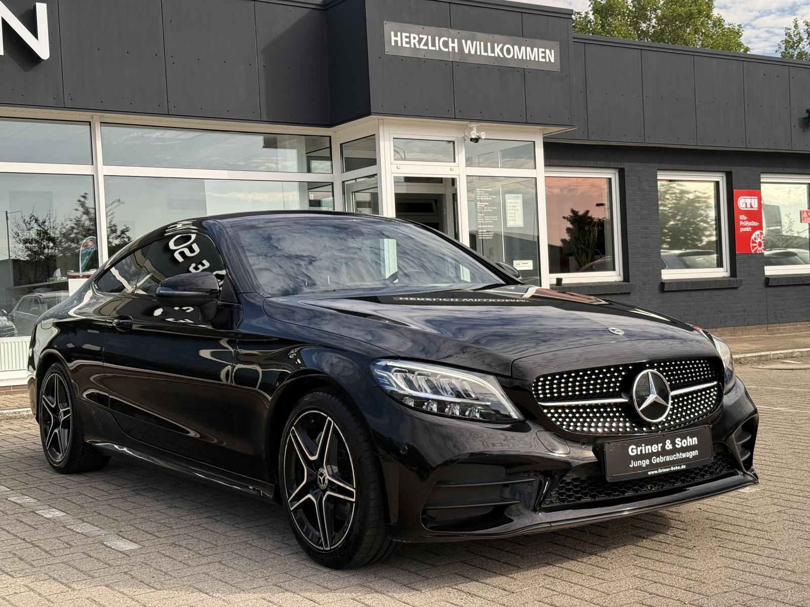 Mercedes-Benz C 200 Coupe,AMG,Night,18-Zoll,R-Kamera,LED-Licht