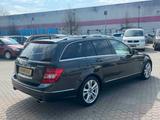 Mercedes-Benz C 300 T-Modell CDI BlueEfficiency 4Matic / Navi - Mercedes-Benz C 300: Cdi 4matic