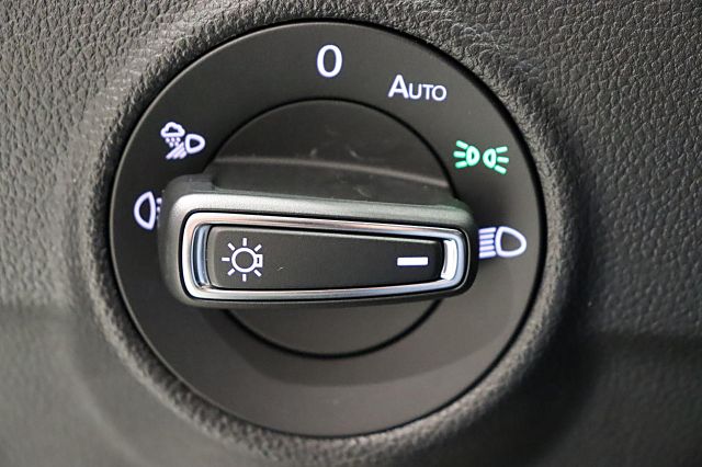 T-Roc Style 1.0 TSI AHK el.Heckklappe Winterr.AC