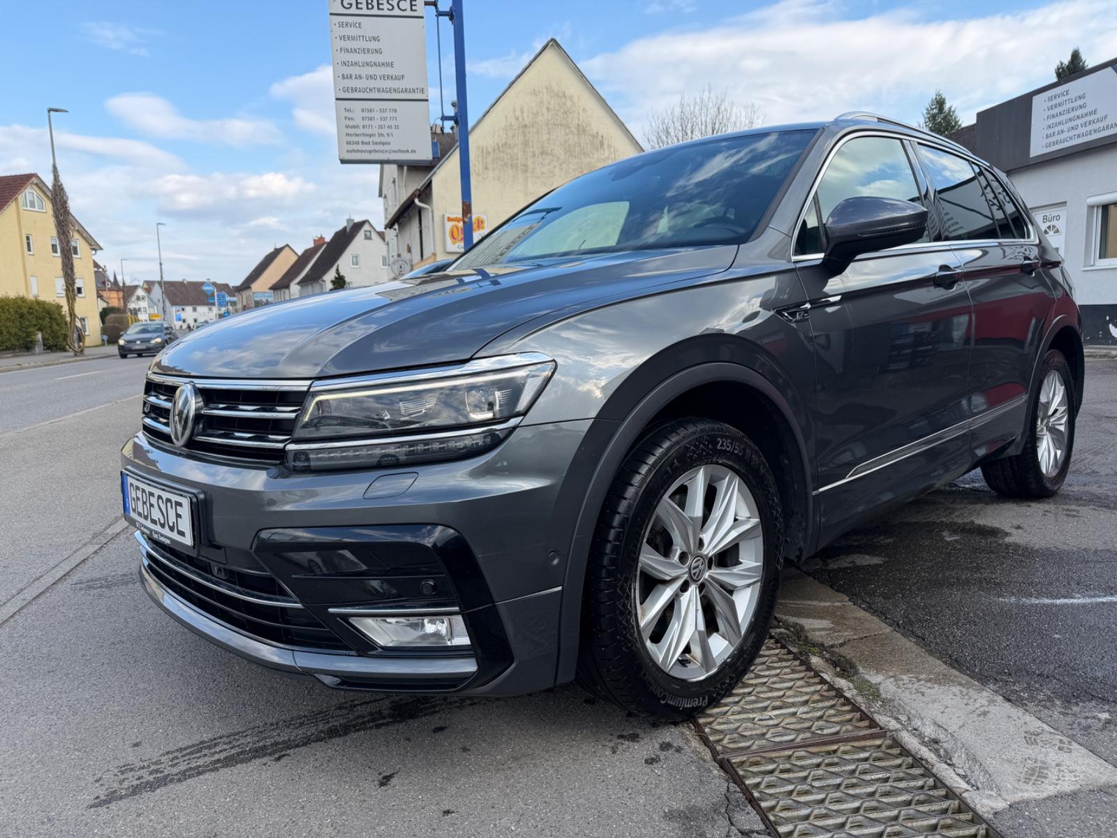 Volkswagen Tiguan Highline DSG 4Motion R-LINE VOLL LED AHK