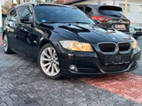 BMW 320d PanoBi-Xenon-Navi-Dachhimmel schwarzM-Sport - gebrauchte BMW 320 aus dem Jahr 2011