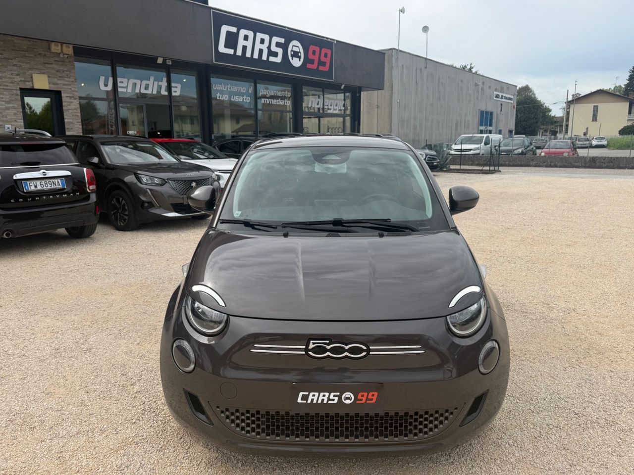 Fiat 500 500e Berlina 42 kWh La Prima imagem 2