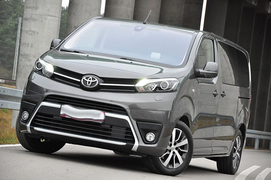 Toyota Proace Verso L2Executive STH RFK