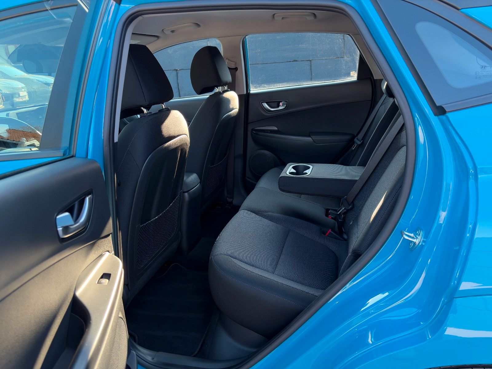 Fahrzeugabbildung Hyundai KONA E Select ACC Cam PDC LFA LKA LHZ SHZ