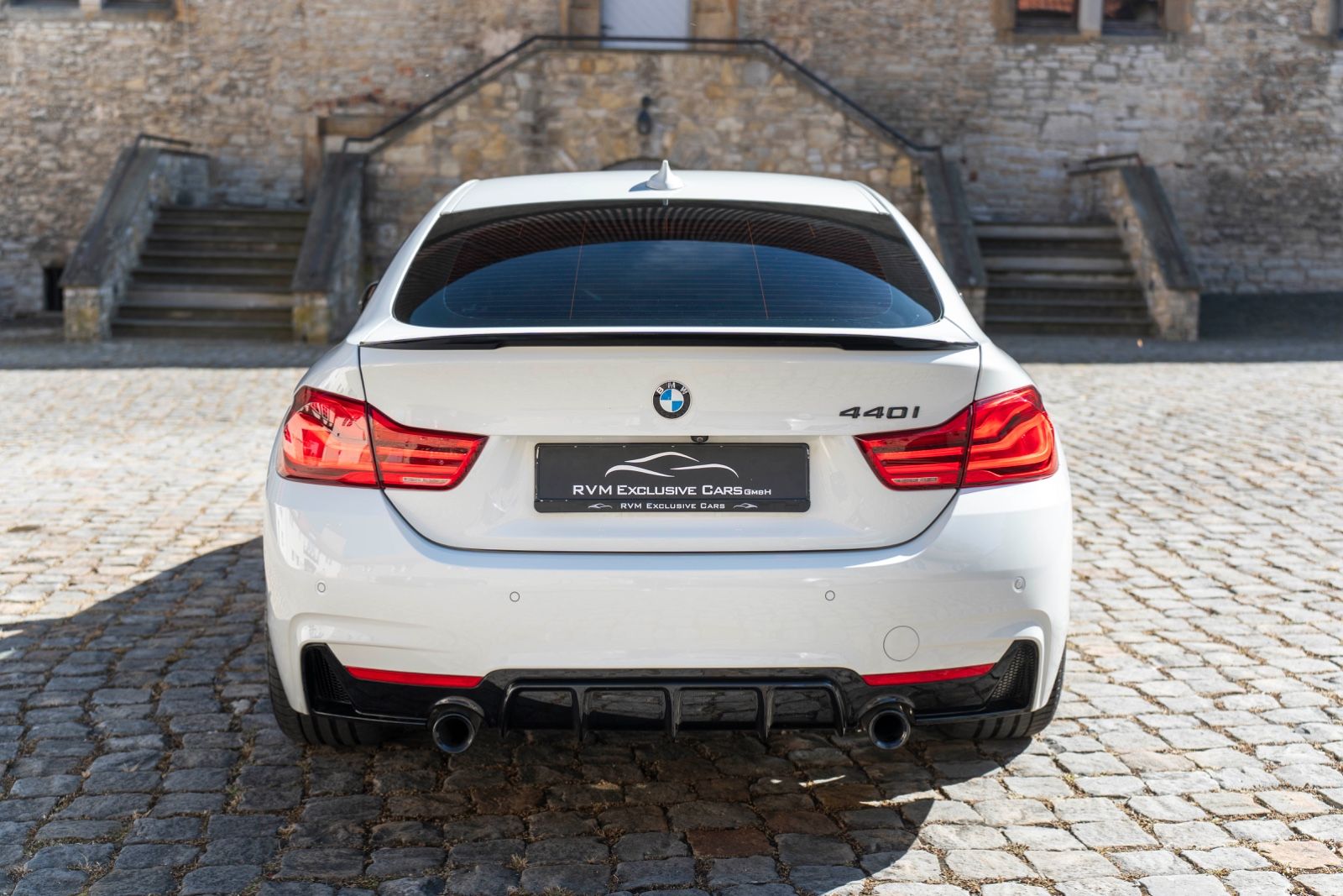 Fahrzeugabbildung BMW 440GC M-Performance H&K HUD LED KAM CARPLAY TOTW