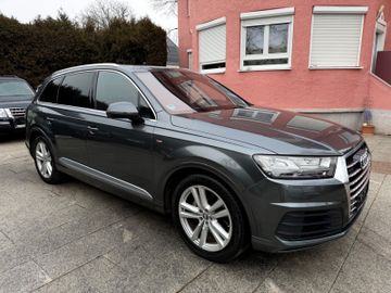 Audi Q7 - 6