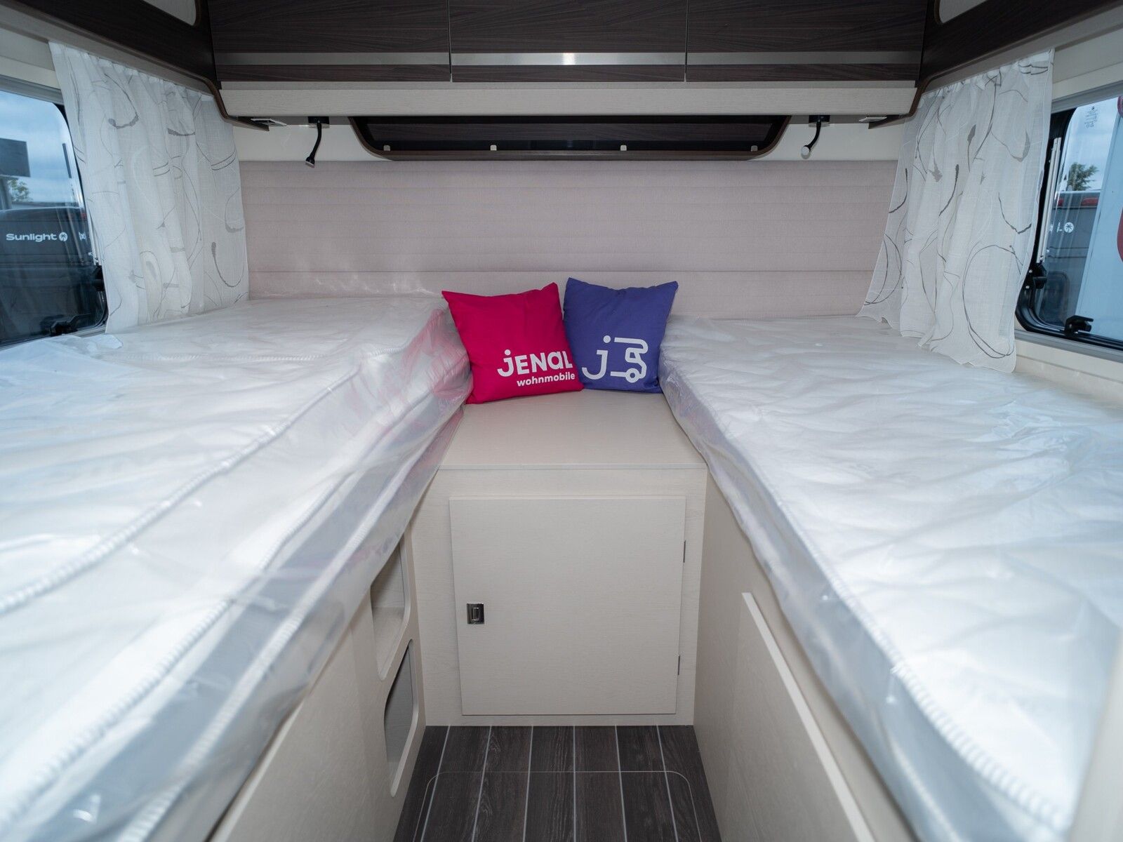 Fahrzeugabbildung Rimor Seal 95 Plus AKTION *Lithium*Hubbett*gr.Kühls.*