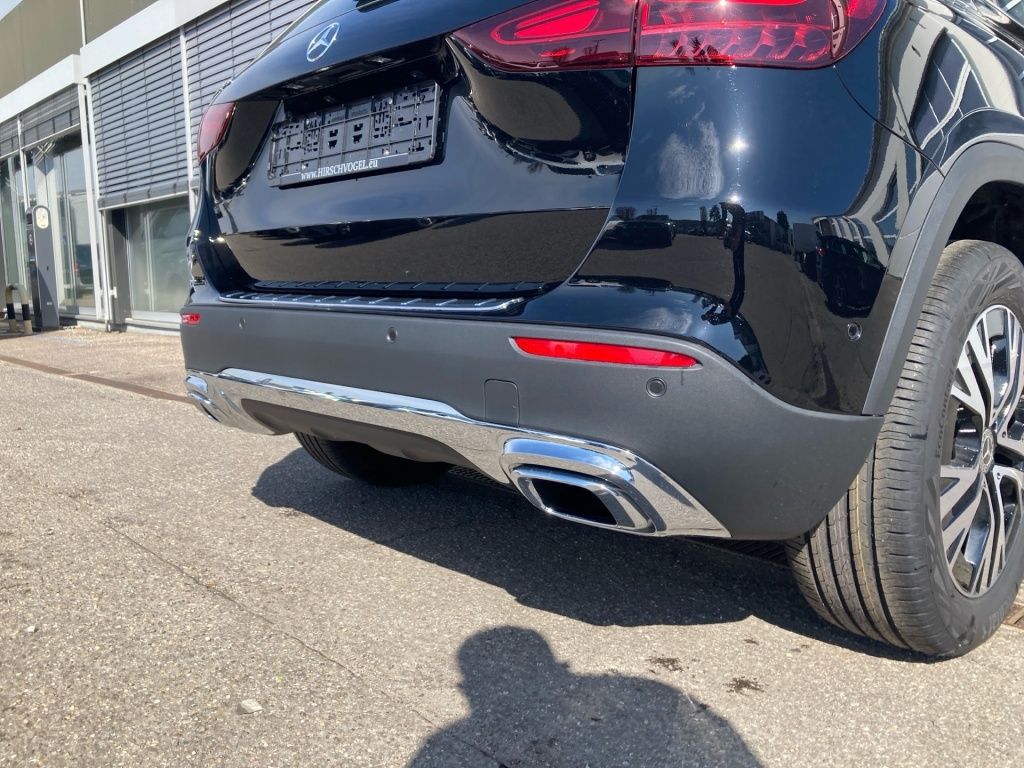 Mercedes-Benz GLA 180 Progressive Line DISTRONIC KEYLESS 360°K foto 20